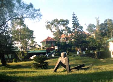 Cottages at Ponmudi